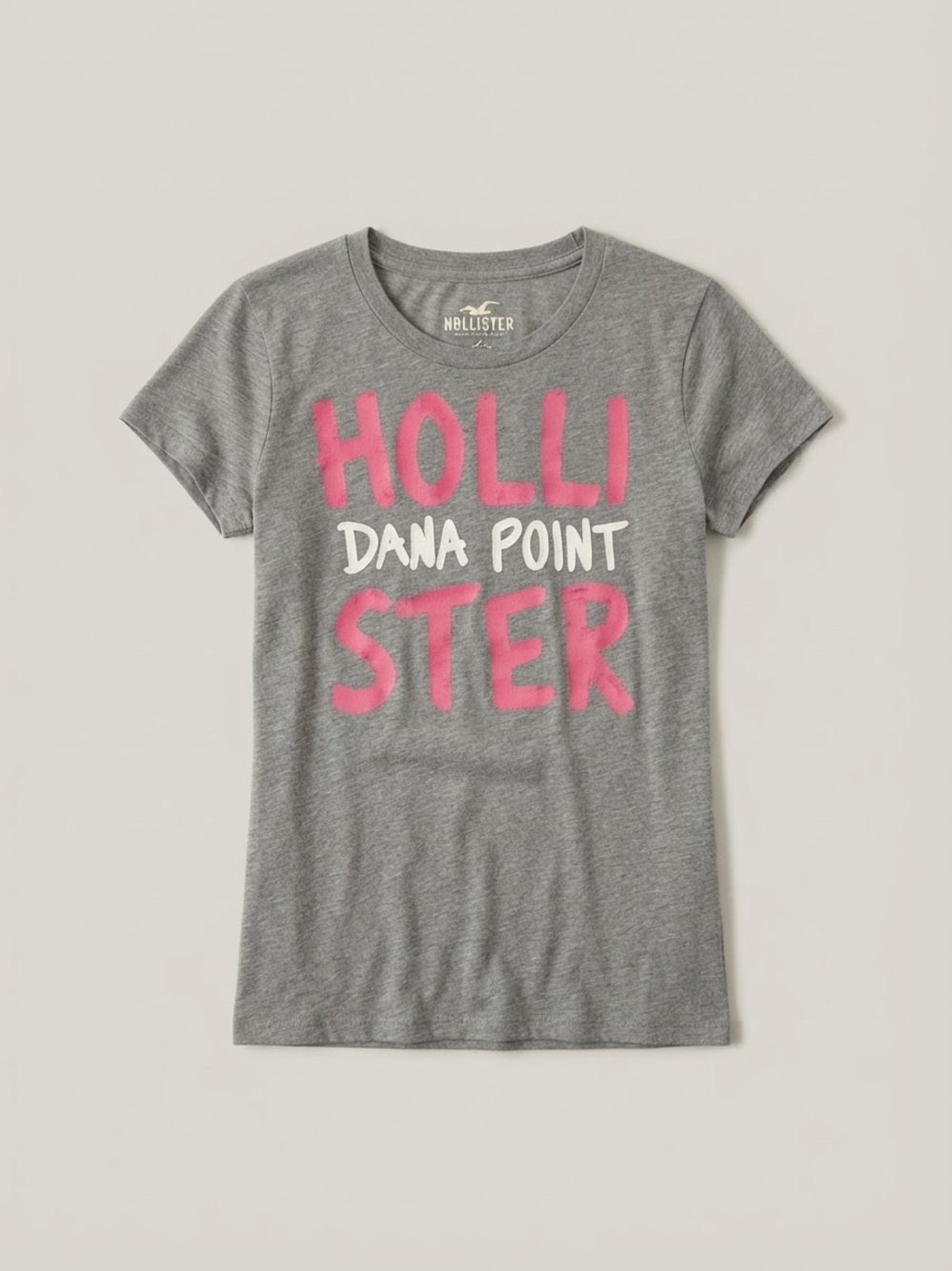 Hollister Size L Y2K Gray Tee with Pink Logo, Dana Point